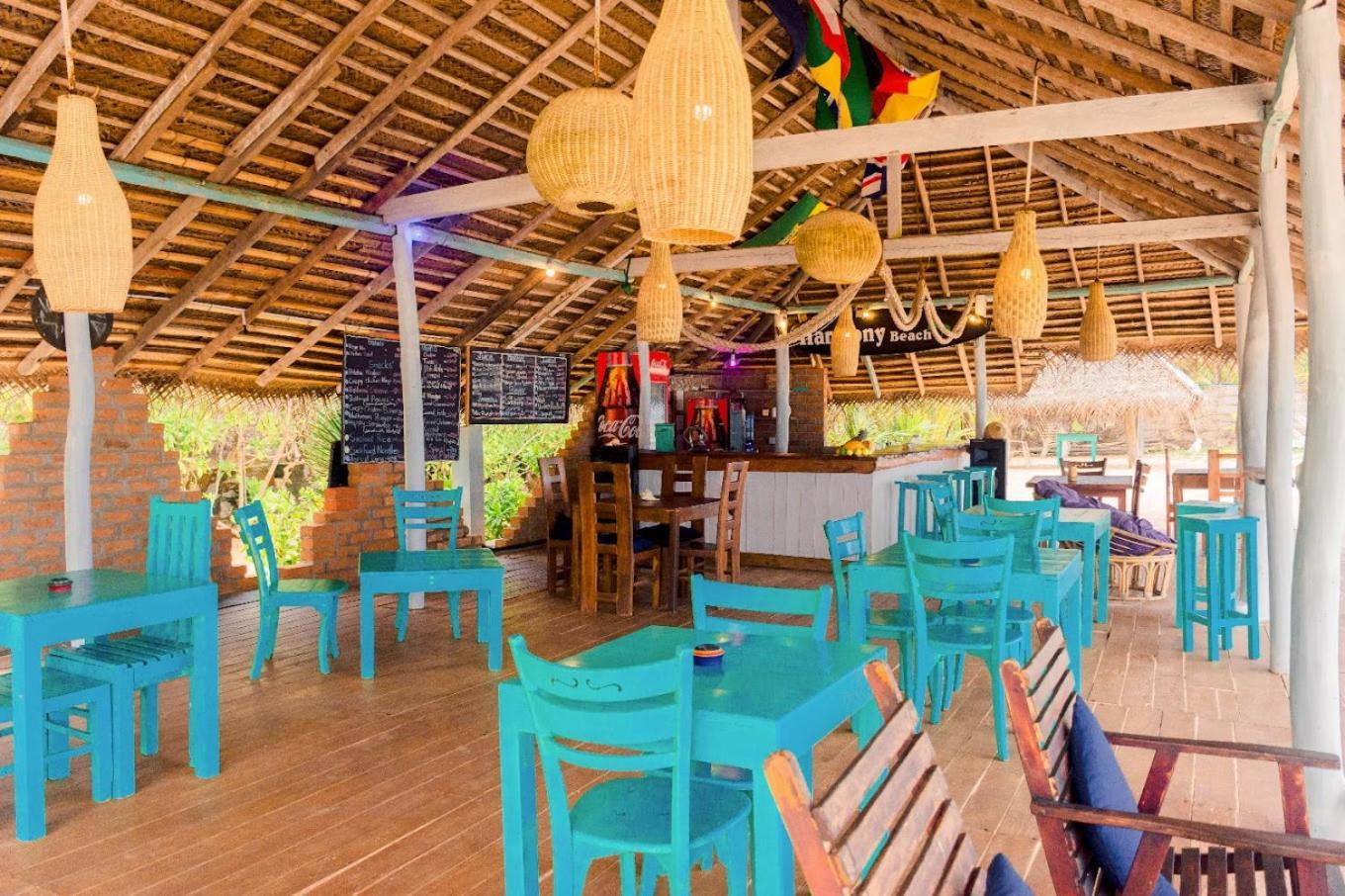 Harmony Beach Resort Tangalle Esterno foto