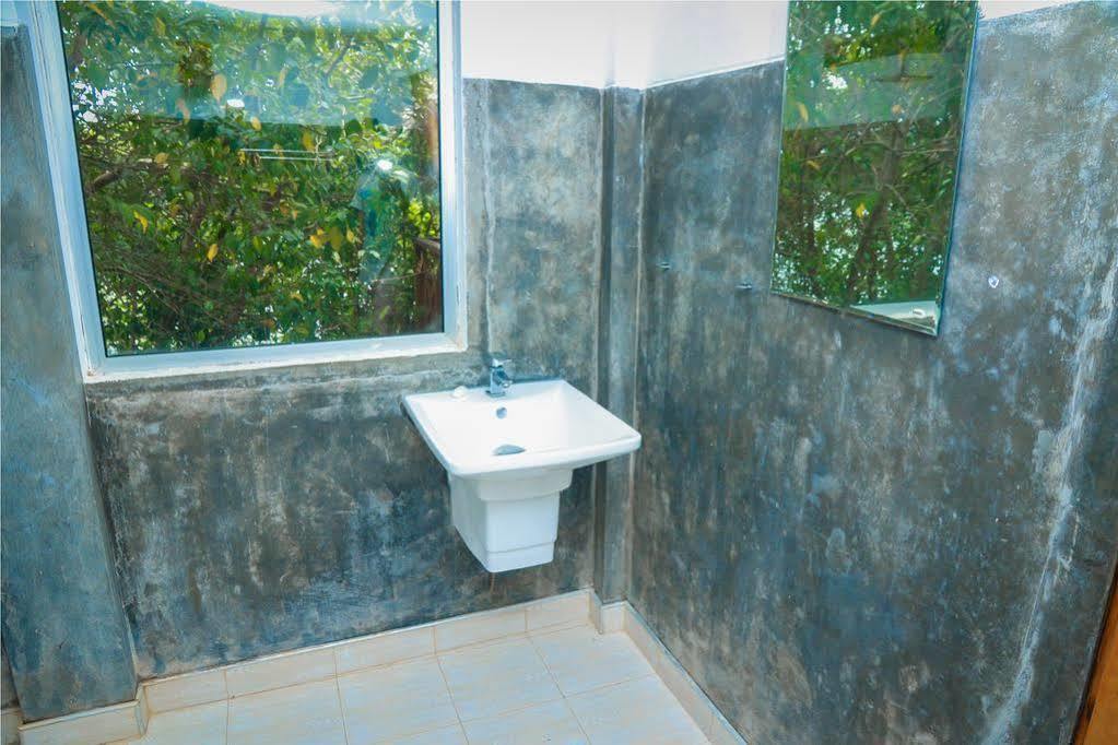 Harmony Beach Resort Tangalle Esterno foto